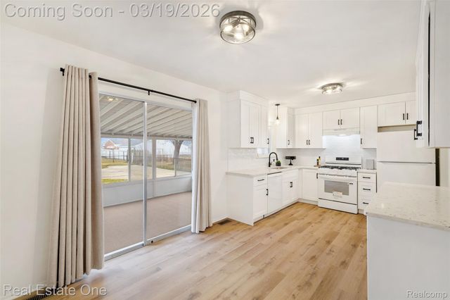 4775 Stanley Avenue, Warren, MI 48092