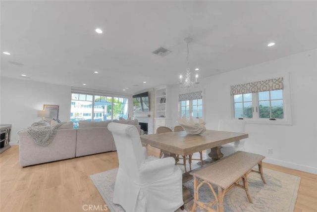 13 Rivo Alto Canal, Long Beach, CA 90803