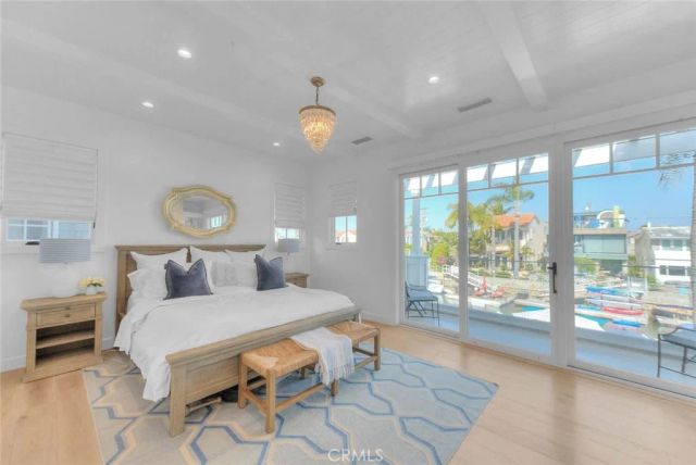 13 Rivo Alto Canal, Long Beach, CA 90803