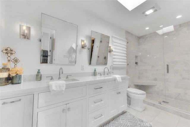 13 Rivo Alto Canal, Long Beach, CA 90803