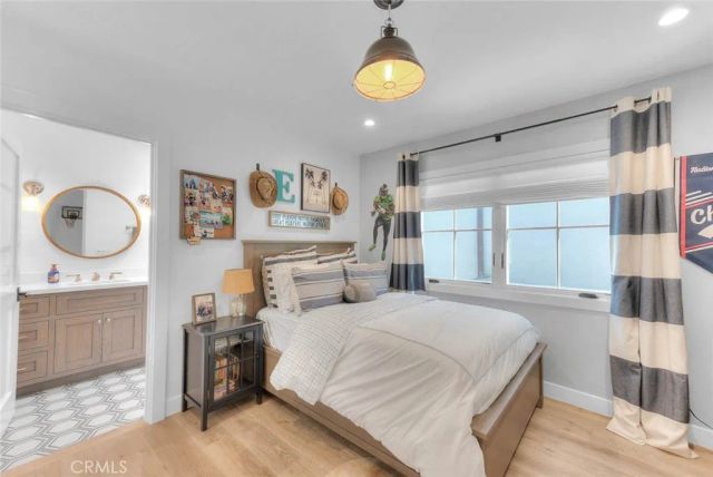13 Rivo Alto Canal, Long Beach, CA 90803