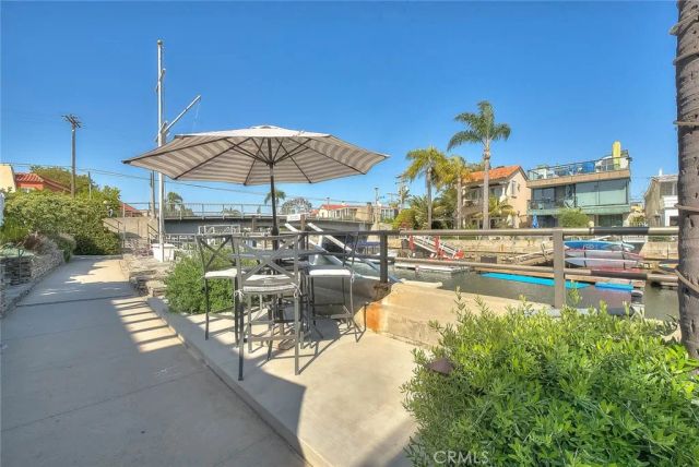 13 Rivo Alto Canal, Long Beach, CA 90803