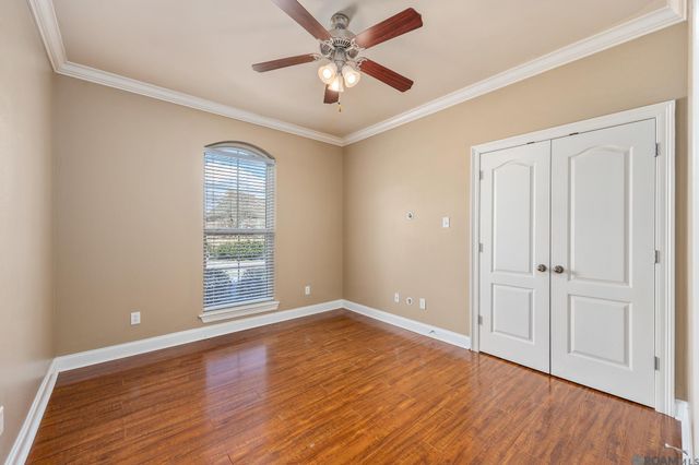 1531 E City Place St, Gonzales, LA 70737