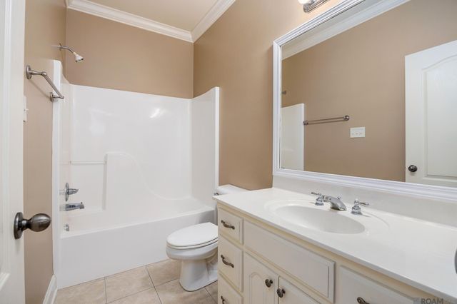 1531 E City Place St, Gonzales, LA 70737