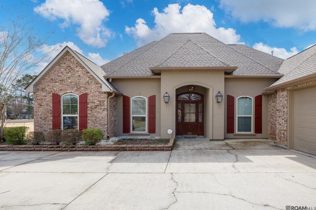 1531 E City Place St, Gonzales, LA 70737