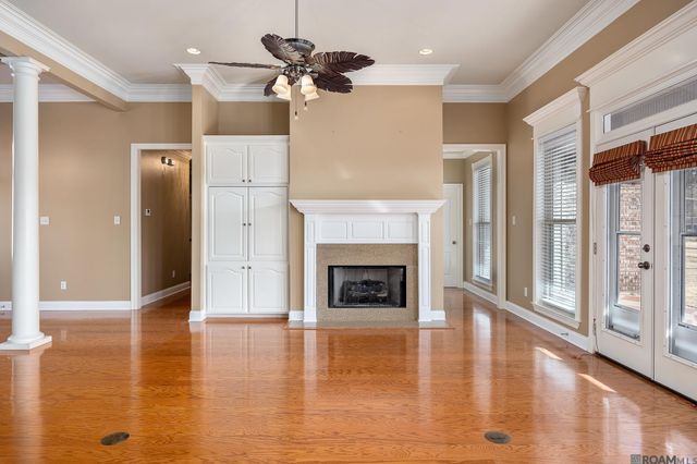 1531 E City Place St, Gonzales, LA 70737