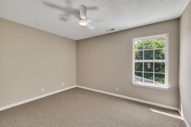 2708 Nugget Ct, Murfreesboro, TN 37130