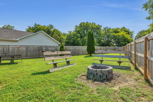 2708 Nugget Ct, Murfreesboro, TN 37130