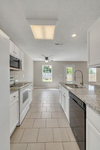 2708 Nugget Ct, Murfreesboro, TN 37130