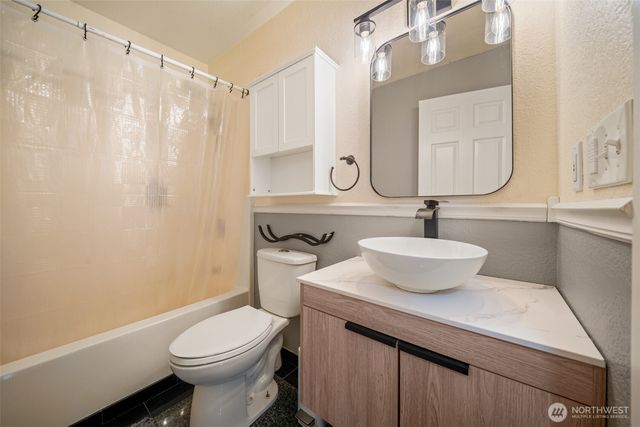 17730 Littlerock Road SW, Rochester, WA 98579