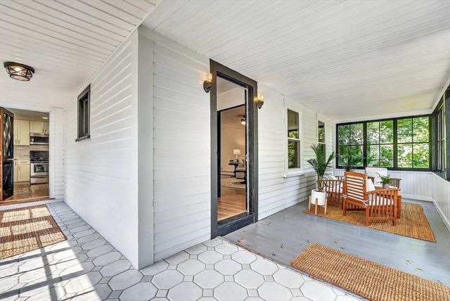 6 Elm Ct, Maynard, MA 01754