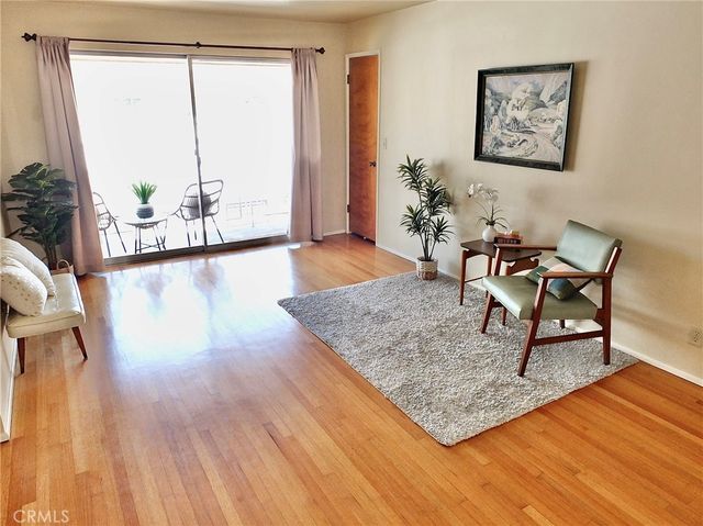 1724 E 1st Street 9, Long Beach, CA 90802