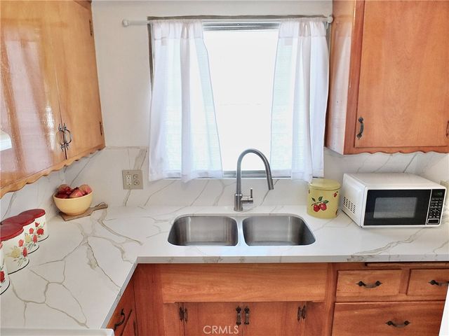 1724 E 1st Street 9, Long Beach, CA 90802