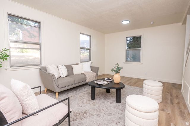 3885 GRANDVIEW DR, Ogden, UT 84403