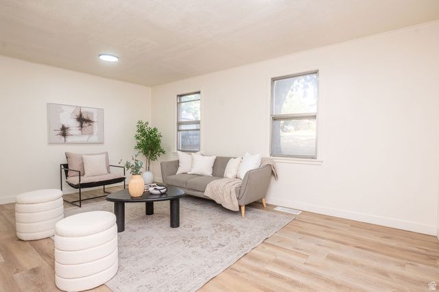 3885 GRANDVIEW DR, Ogden, UT 84403