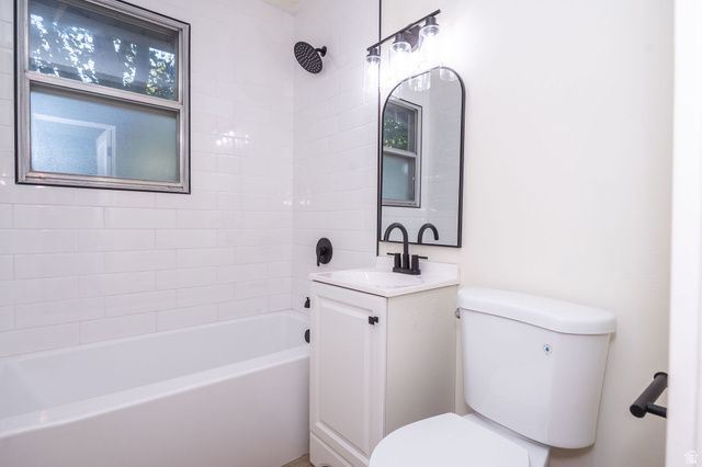 3885 GRANDVIEW DR, Ogden, UT 84403