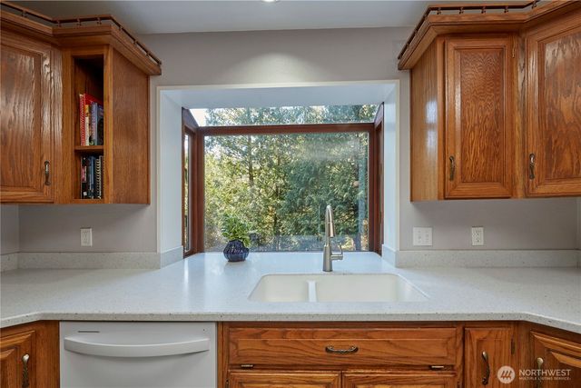 7680 SE Southworth Drive, Port Orchard, WA 98366