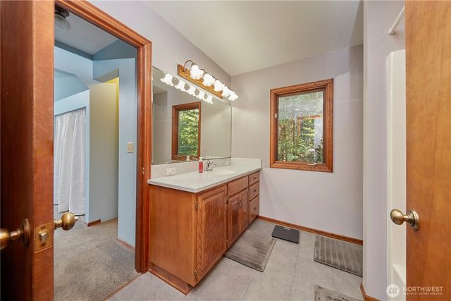 7680 SE Southworth Drive, Port Orchard, WA 98366