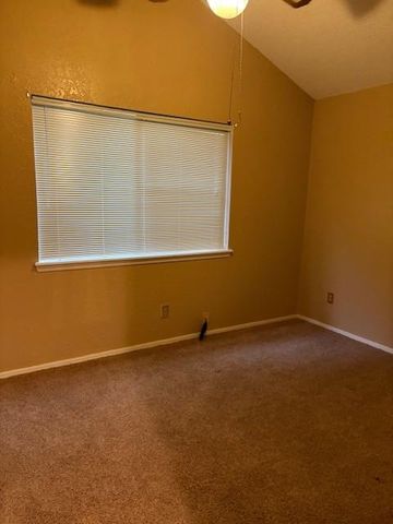 12216 Cork Road, Oklahoma City, OK 73162