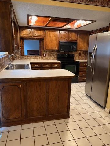 12216 Cork Road, Oklahoma City, OK 73162
