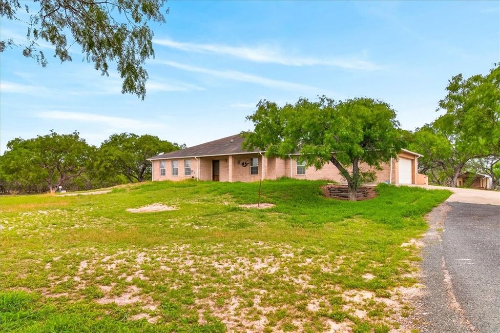 13934 County Road 1144, Sinton, TX 78387 — exterior