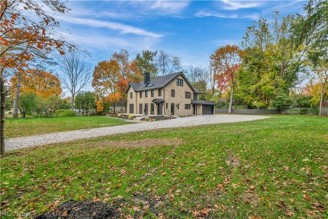 1555 W Market Street, Akron, OH 44313