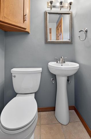 414 CUSTER COURT, Green Bay, WI 54301