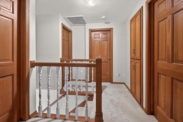 414 CUSTER COURT, Green Bay, WI 54301