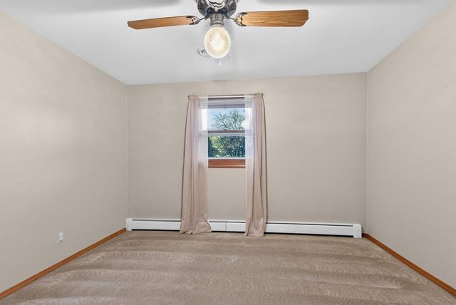 414 CUSTER COURT, Green Bay, WI 54301