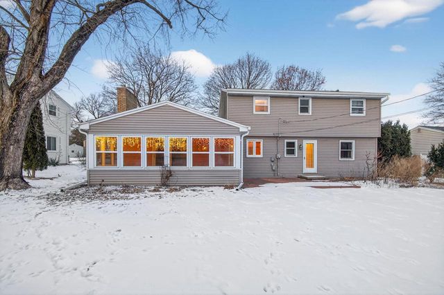 414 CUSTER COURT, Green Bay, WI 54301