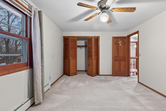 414 CUSTER COURT, Green Bay, WI 54301