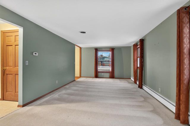 414 CUSTER COURT, Green Bay, WI 54301