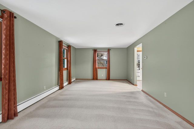 414 CUSTER COURT, Green Bay, WI 54301