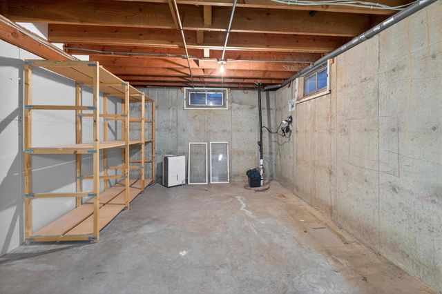 414 CUSTER COURT, Green Bay, WI 54301