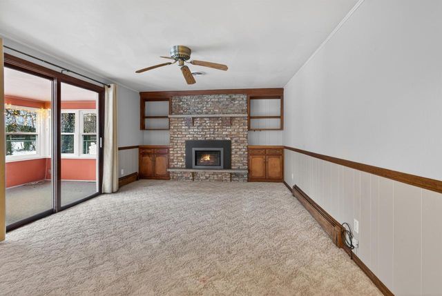 414 CUSTER COURT, Green Bay, WI 54301