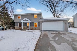 414 CUSTER COURT, Green Bay, WI 54301