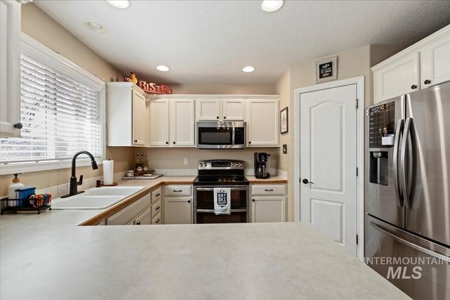 12927 W Broadleaf St, Boise, ID 83713