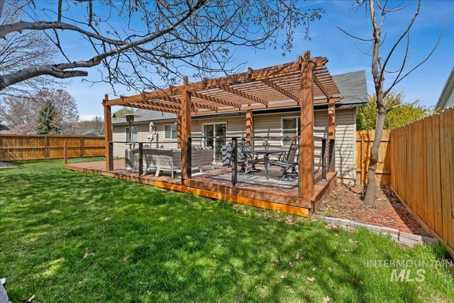 12927 W Broadleaf St, Boise, ID 83713