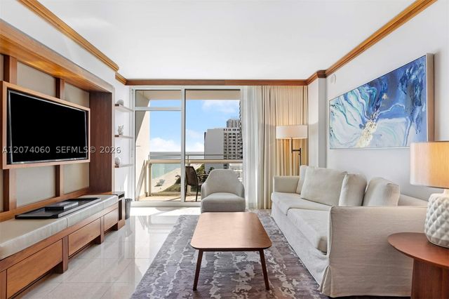 6801 Collins Ave 920, Miami Beach, FL 33141