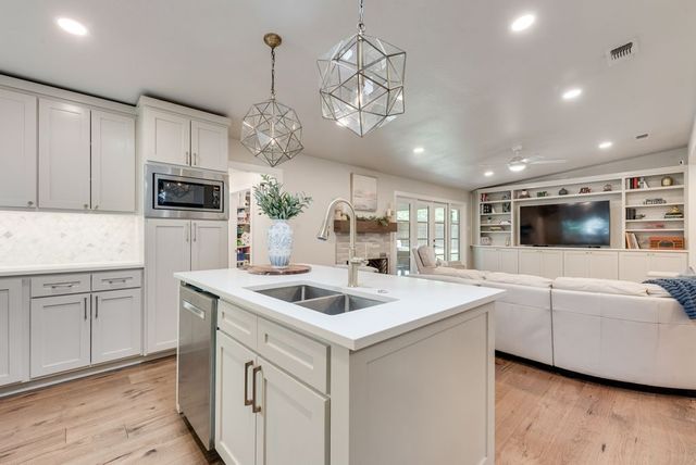 3645 Duchess Trail, Dallas, TX 75229