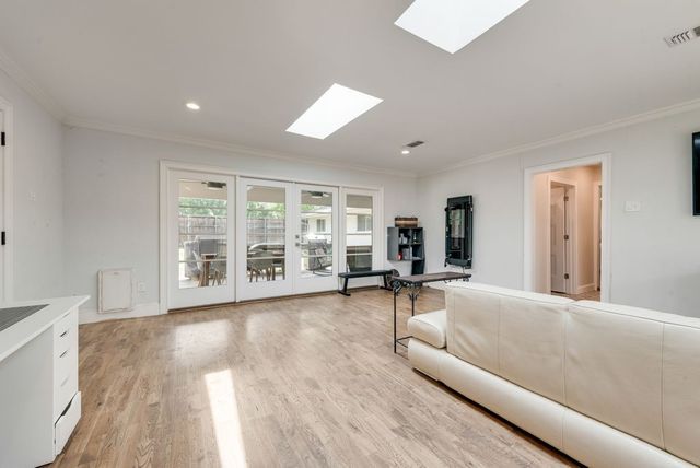 3645 Duchess Trail, Dallas, TX 75229