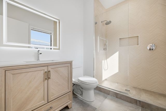 158 Langley Rd 158, Newton, MA 02459