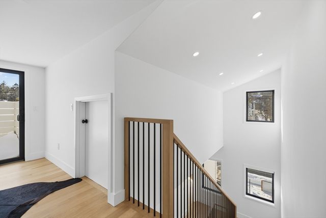 158 Langley Rd 158, Newton, MA 02459