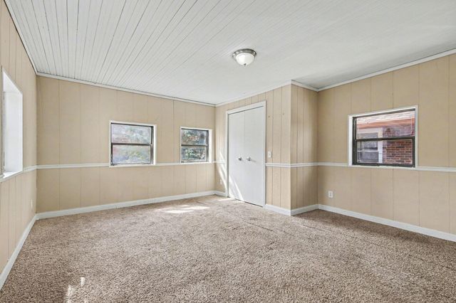 138 Burton Street Se, City Of Grand Rapids, MI 49507