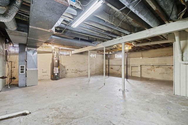 138 Burton Street Se, City Of Grand Rapids, MI 49507