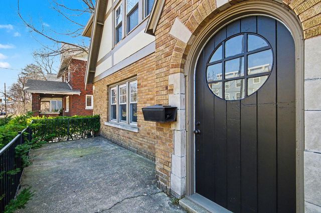 138 Burton Street Se, City Of Grand Rapids, MI 49507