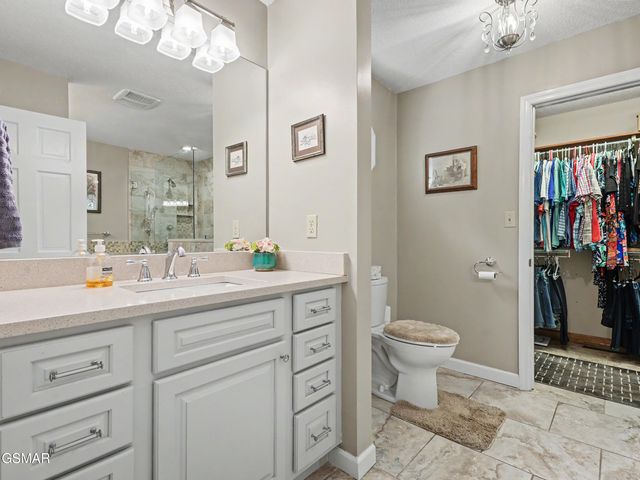 102 Newell Village Drive, Seymour, TN 37865