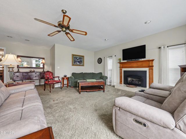102 Newell Village Drive, Seymour, TN 37865