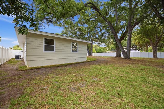 1333 OVERLEA STREET, Clearwater, FL 33755