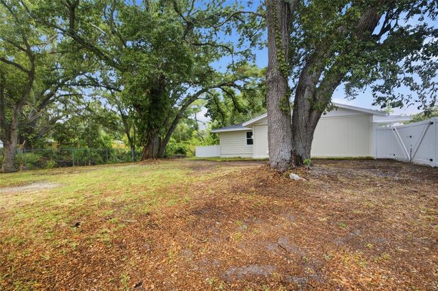 1333 OVERLEA STREET, Clearwater, FL 33755